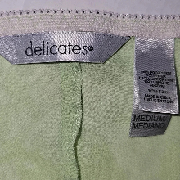 Sheer Lime Green Lingerie Ruffle Hem/ Bust SZ M by‎ Delicates Romantic,Fairycore - Picture 13 of 15